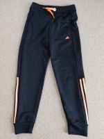 Adidas Jogginghose Gr.152 Nordrhein-Westfalen - Leichlingen Vorschau