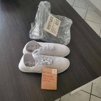 Sneaker Schuhe / Schläppchen Gr.37 Neu & OVP Baden-Württemberg - Neuenburg am Rhein Vorschau