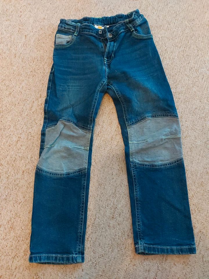 Jeans für Jungs Gr. 122 in Deißlingen