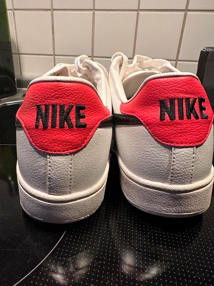 Original Nike Air sneaker Größe 44,5 sehr selten getragen in Haar