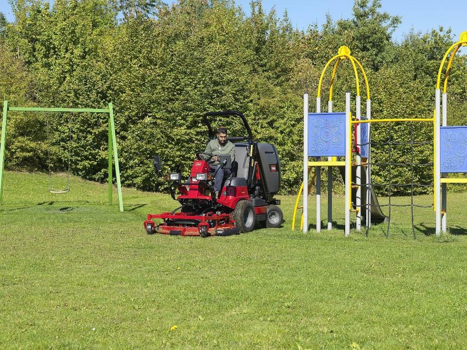 Sichelmäher ProLine H800 mit Direktaufnahme von TORO in Meerbeck