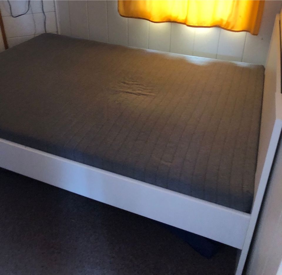 Bettgestell Doppelbett Bett Ikea 140x200 Weiß in Rudolstadt