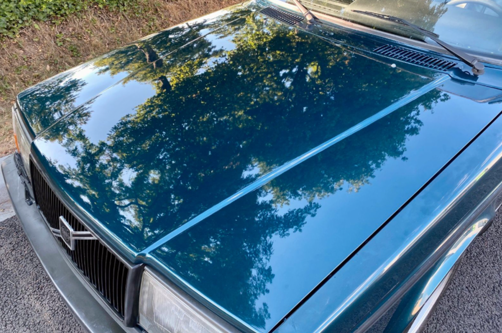 Abbildung des Autos Volvo 245 - mit wenigen …