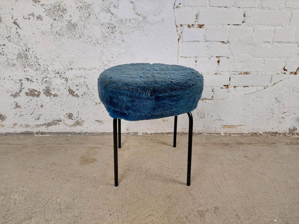 Vintage Hocker Sitzhocker Plüschhocker Rund 60er 70er DDR Retro in Berlin