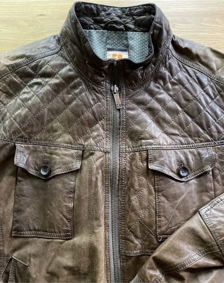 HUGO BOSS Lederjacke Braun in super Zustand Gr.54 in Berlin