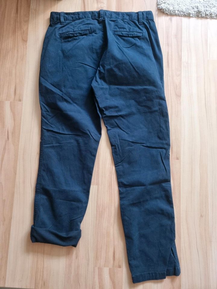 GAP Chino Stoffhose dunkelblau Größe 36/ S in Bonn