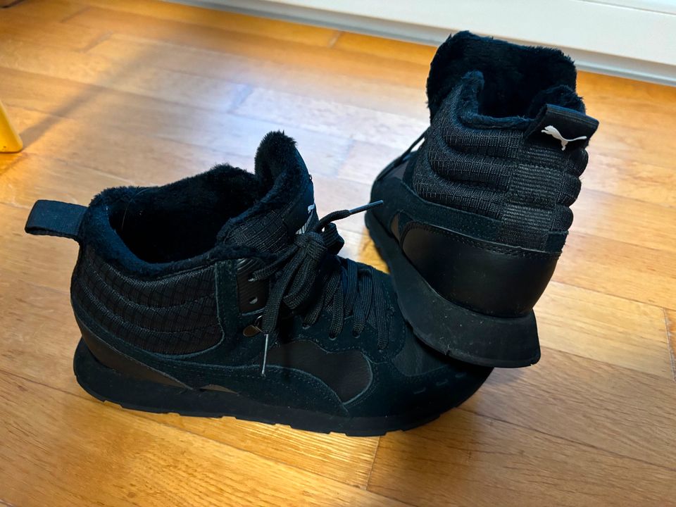 PUMA Vista Mid Sneaker warm gefüttert Jungen/Herren Gr. 40,5 in München