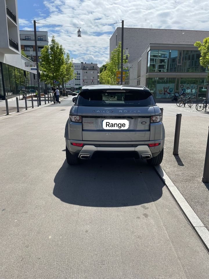 Range Rover Evoque von 1. Hand Top Zustand grau in Offenbach