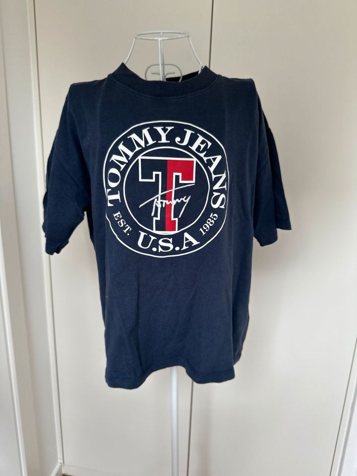 Tommy Hilfiger Jeans Tshirt dunkelblau in Essen