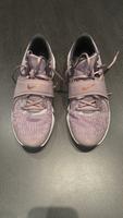 Nike Comfort Turnschuhe 42 Damen neuwertig Hessen - Wolfhagen  Vorschau