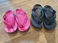 Flip Flops Crocs blau rosa Junge Mädchen Brandenburg - Wustermark Vorschau
