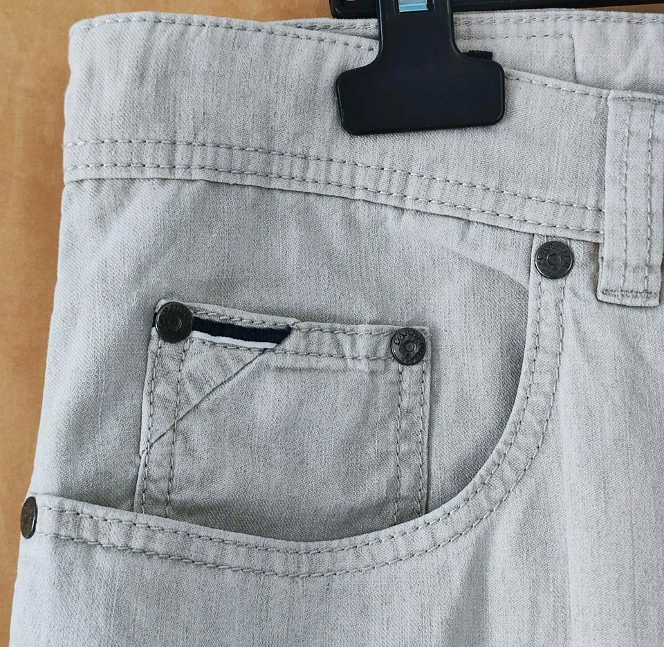 Gardeur Herren Leinen Hose gr 34/34 in Müllheim