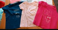 3 Mädchen T-shirts Vertbaudet Größe 98 Nordrhein-Westfalen - Kreuzau Vorschau