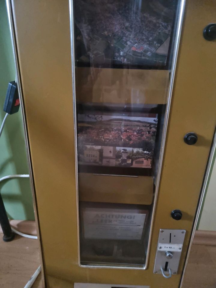 Alter Postkarten Automat, 70iger in Landshut