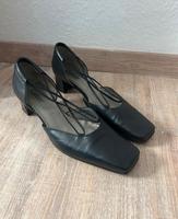 Schöne schwarze Leder Pumps Ballerinas Gabor Gr. 39,5 Mecklenburg-Vorpommern - Obere Warnow Vorschau