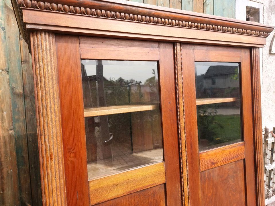 Alter Bücherschrank Regal Vitrine Holzschrank Antik in Leipzig