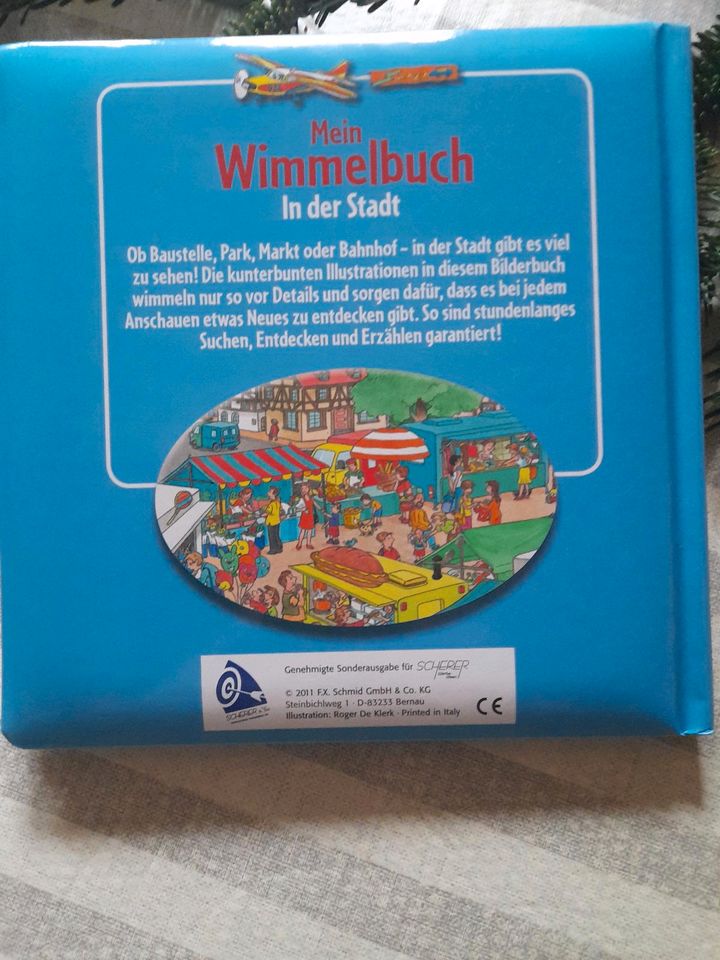 Kinder Wimmelbuch  in der Stadt in Murrhardt