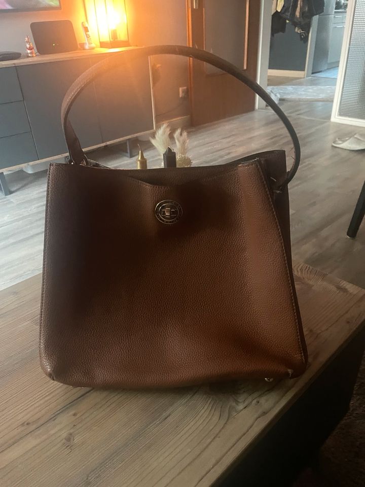 Tasche von L.Credi in Hamburg