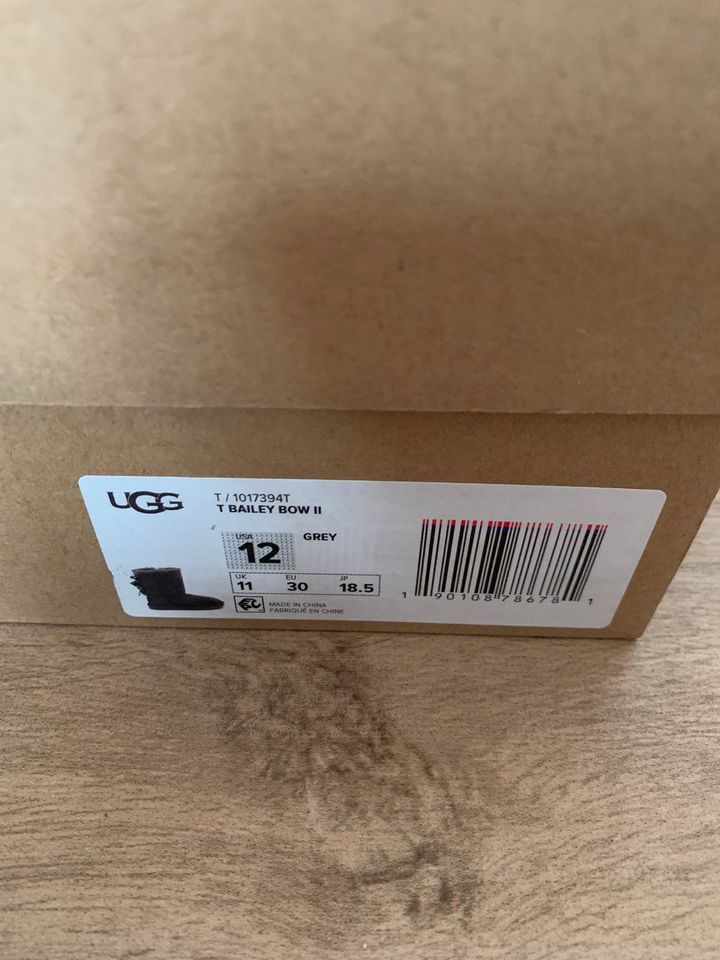 UGG Boots grau neu, ungetragen Bailey Bow II in Haan