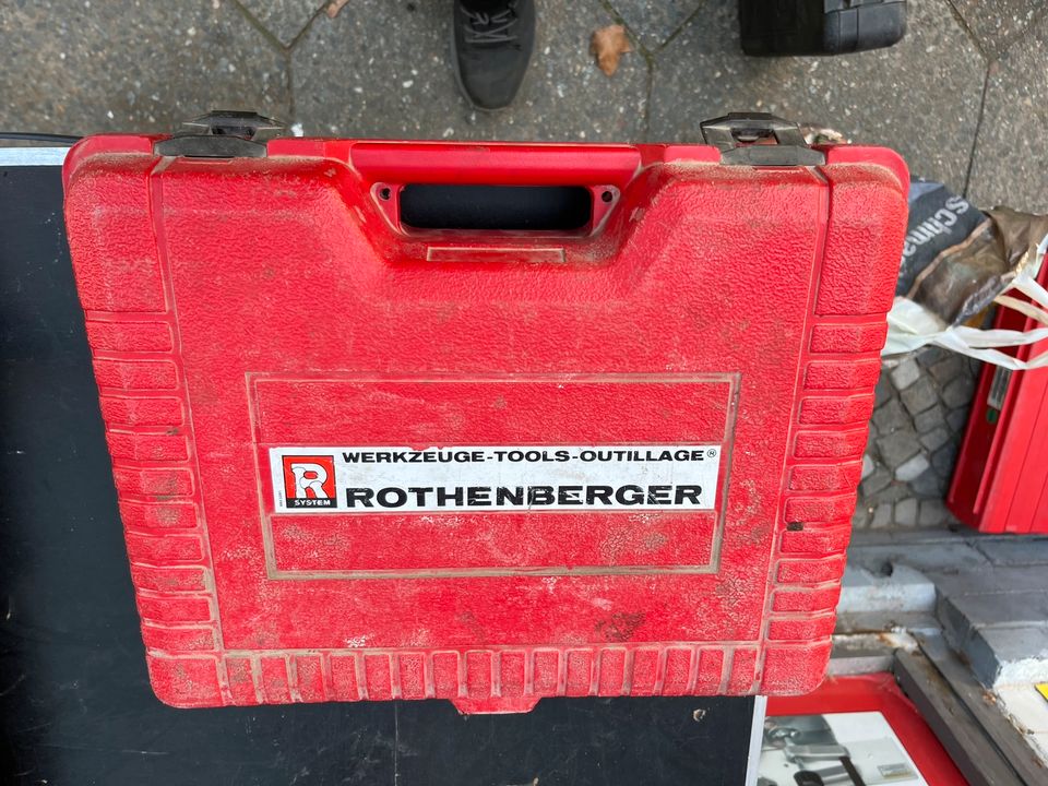 Rothenberger Gewindekluppe +Einsätze 1/2 -3/4 -1 -1 1/4 im Koffer in Berlin
