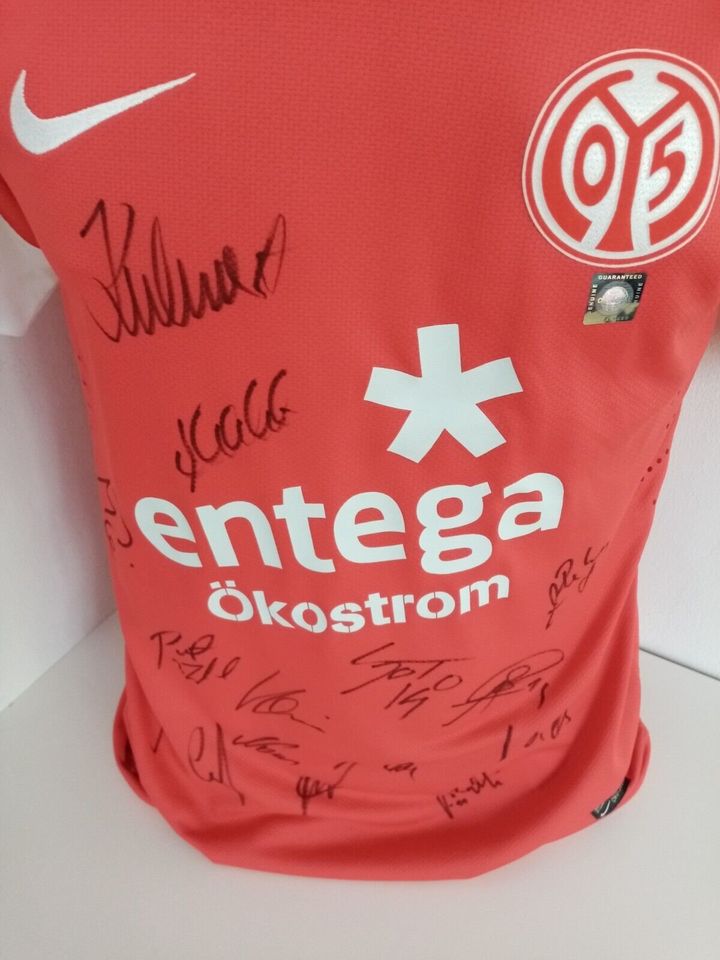 Mainz 05 Trikot 2012/2013 Teamsigniert Autogramm COA Nike S in Lünen