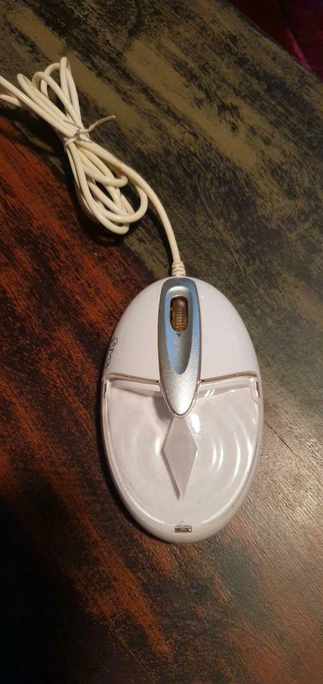 Die "Sims 4 Gaming Mouse" in Hamberge Holstein