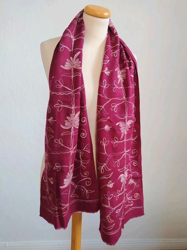 Festes Tuch Schal Sommer Vintage rot Bordeaux blumenmuster in Braunschweig