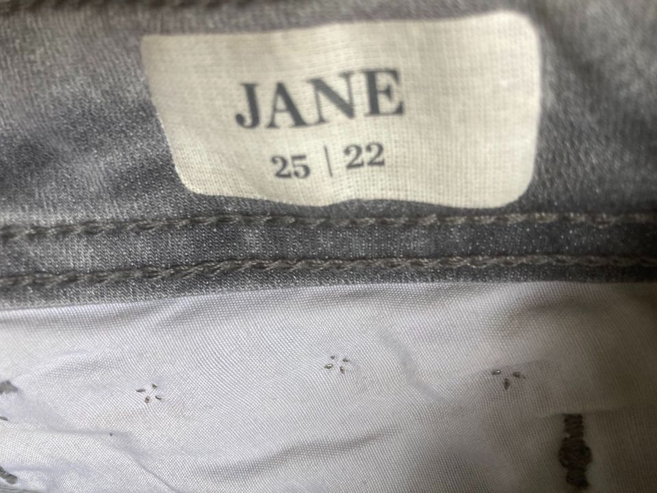 Street One Jeans „Jane“ 25/22 Dreiviertel Länge in Ratingen