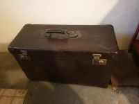 Koffer mit Schlüssel / Deko / Vintage Sachsen-Anhalt - Biederitz Vorschau