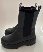 H&M Schwarze Boots, Gummizug, dicke Sohle, Gr. 41 Innenstadt - Köln Altstadt Vorschau