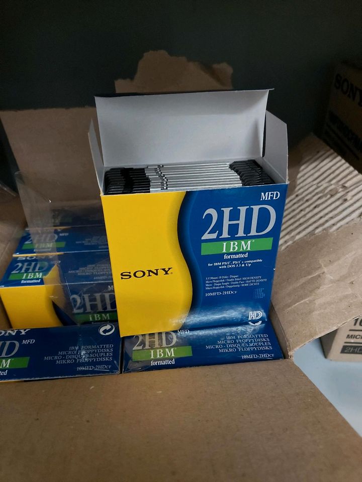 Floppy Disk Sony Fabrikneu 60 Pakete zu 10 Stück auch Teilmengen in Berlin