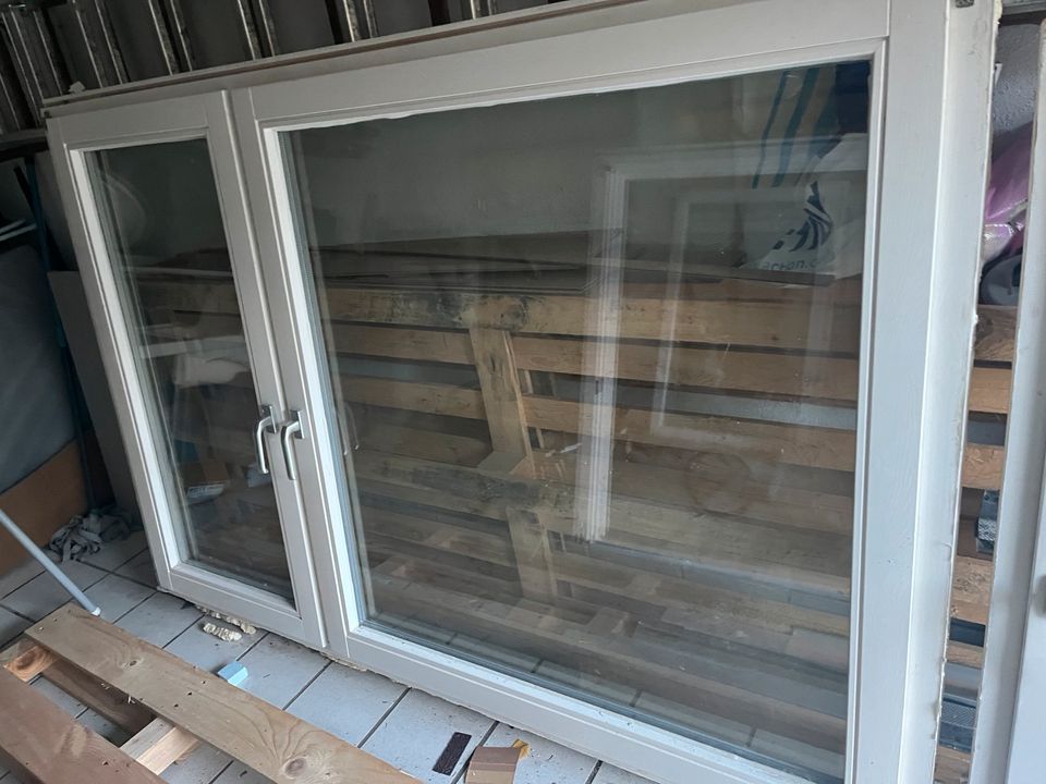 Fenster aus Holz in Grafenau