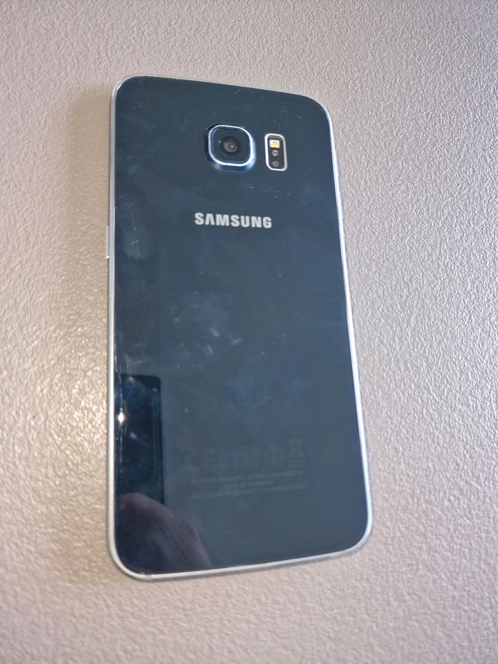 Smartphone Samsung galaxy s6 edge black sapphire in Bad Lippspringe