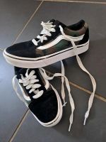 Vans Sneaker Gr. 34 Kinder schwarz tarn camouflage Nordrhein-Westfalen - Breckerfeld Vorschau