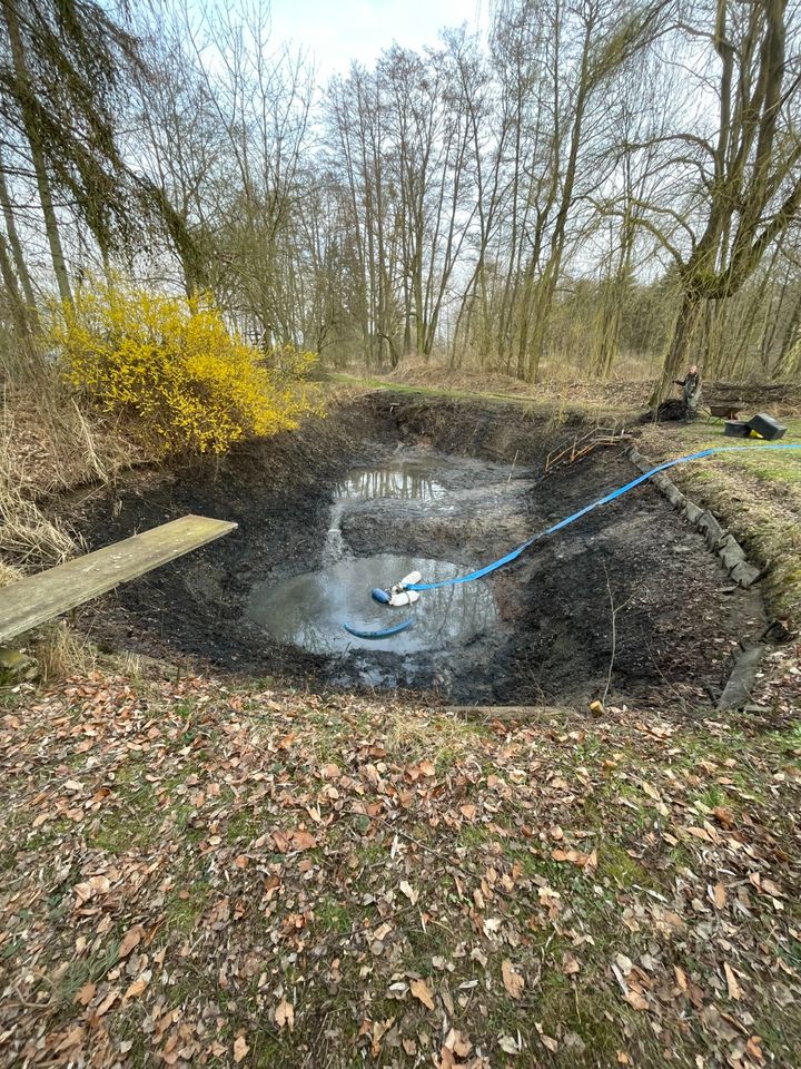 Schlamm und Abwasserpumpe 2500 l/min zu VERMIETEN in Braunschweig