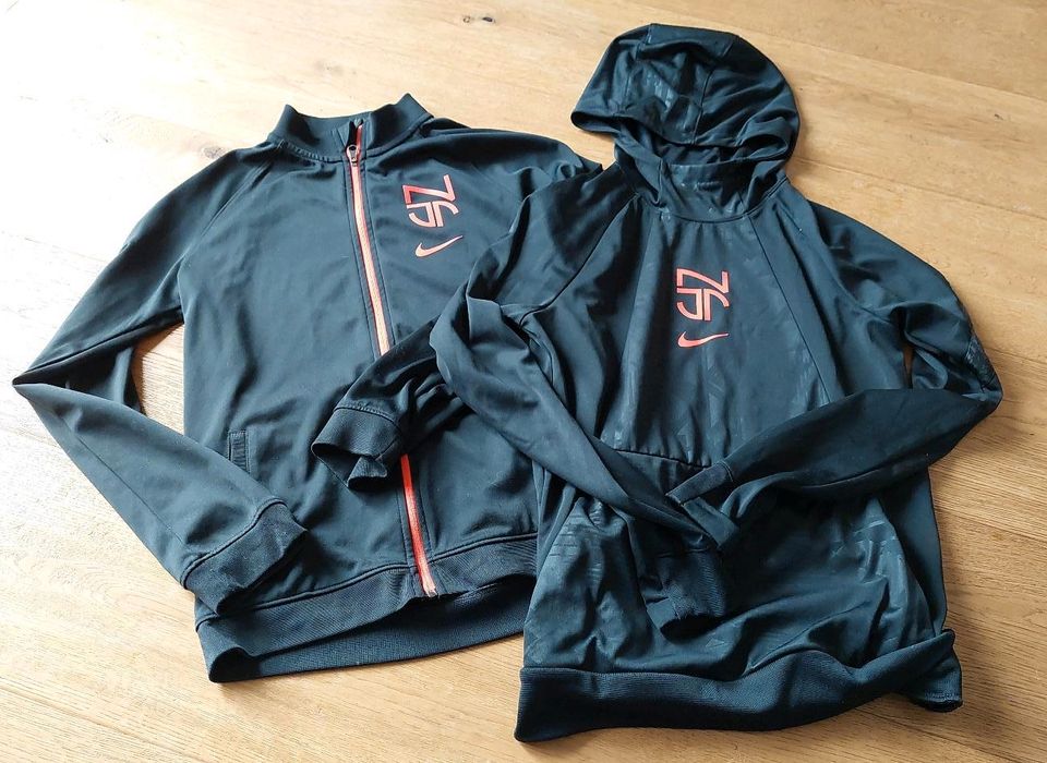 Trainingsjacke und Pulli von Nike Neymar Kollektion in Ingolstadt