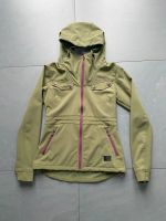 Softshell Outdoor Jacke von Bench Gr. M Nordrhein-Westfalen - Wesel Vorschau