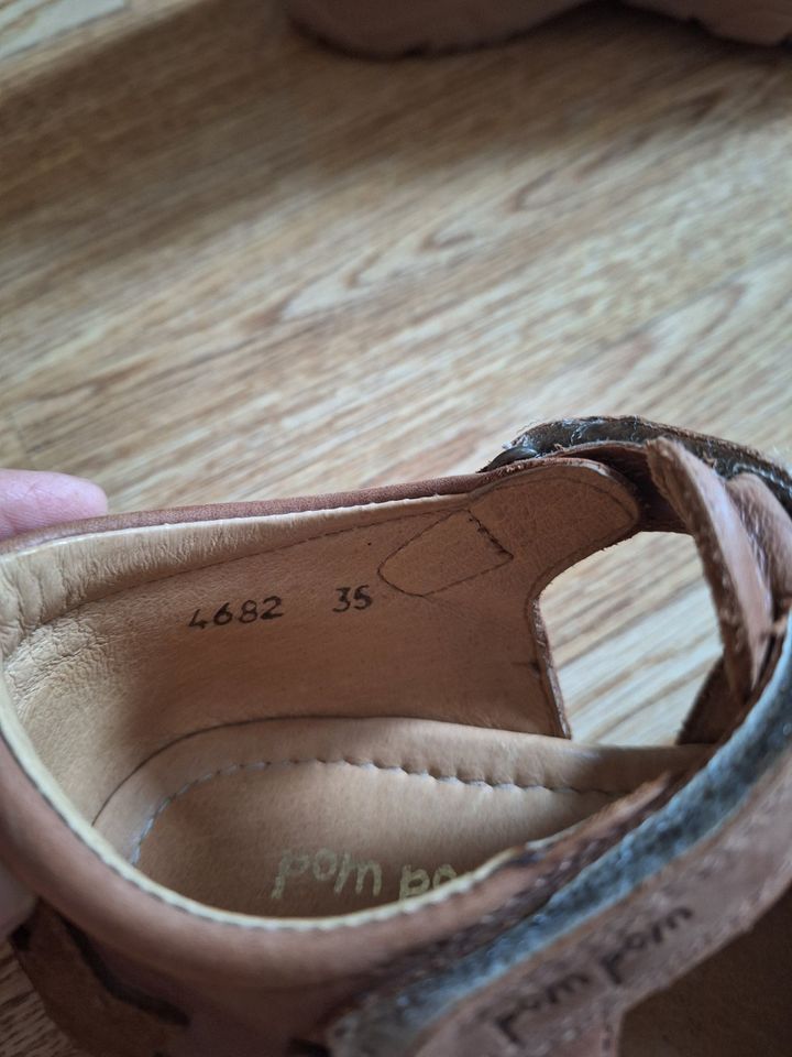Leder-Sandalen von Pom Pom, unisex, Gr 35, sehr gut in Köln