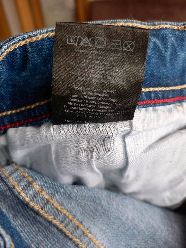 NEU mit Etikett! Jeans Herren Gr. 48 gerade Form in Dauchingen