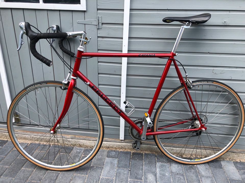 Rennrad Peugeot Catania Exklusiv Modell in Rot zu verkaufen in Großbeeren