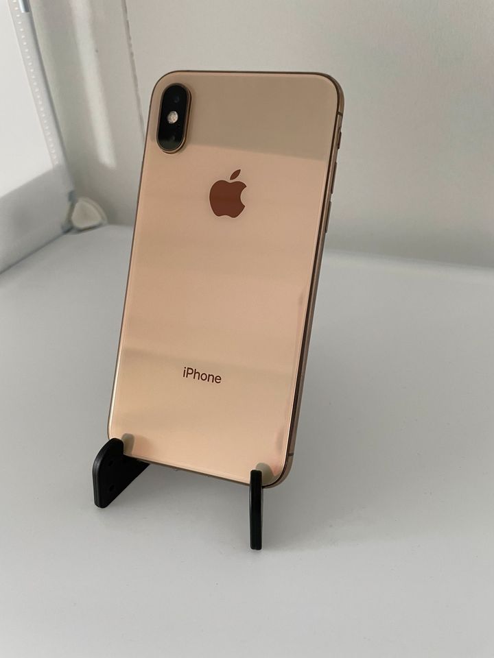 Apple iphone xs 10s Gold in Nürtingen