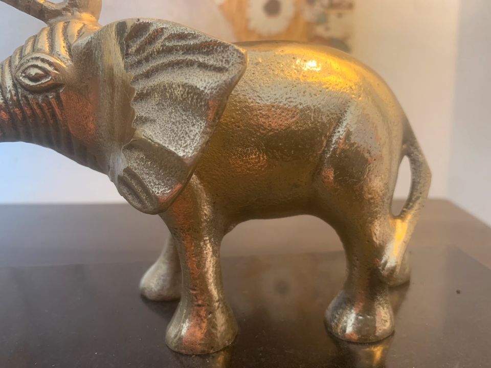 Deko Elefant Gold schwer Metall Stein in Bochum
