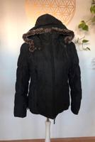 Esprit Daunen Jacke Parka Winterjacke gesteppt schwarz Gr. L Niedersachsen - Sickte Vorschau