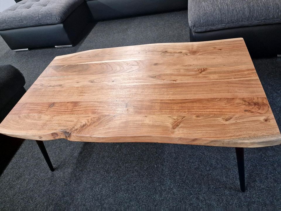 ⭐Couchtisch Tisch  Massiv Akazie Wohnzimmertisch ⭐ wohnen Möbel Wurm in Osnabrück