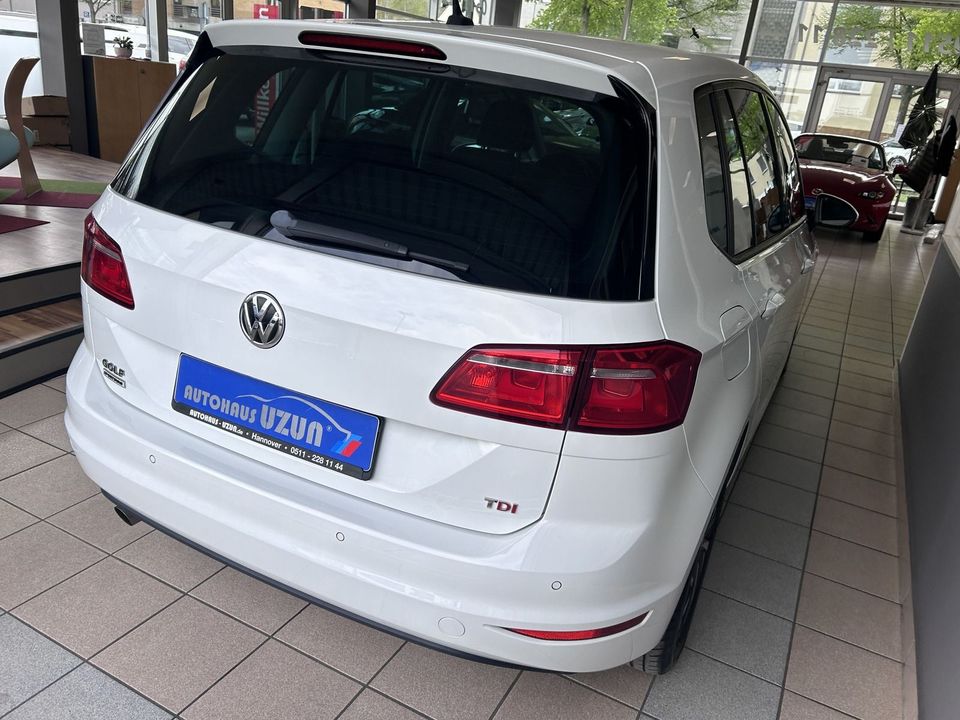 Volkswagen Golf VII Sportsvan TDI Sound Navi SHZ PDC AHK in Hannover