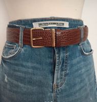 Modische Zara Jeans aus der TRF Kollektion Größe 38 Frankfurt am Main - Innenstadt Vorschau