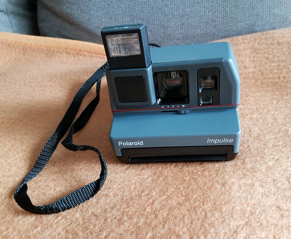 Polaroid Impulse mit Tasche in Wittstock/Dosse