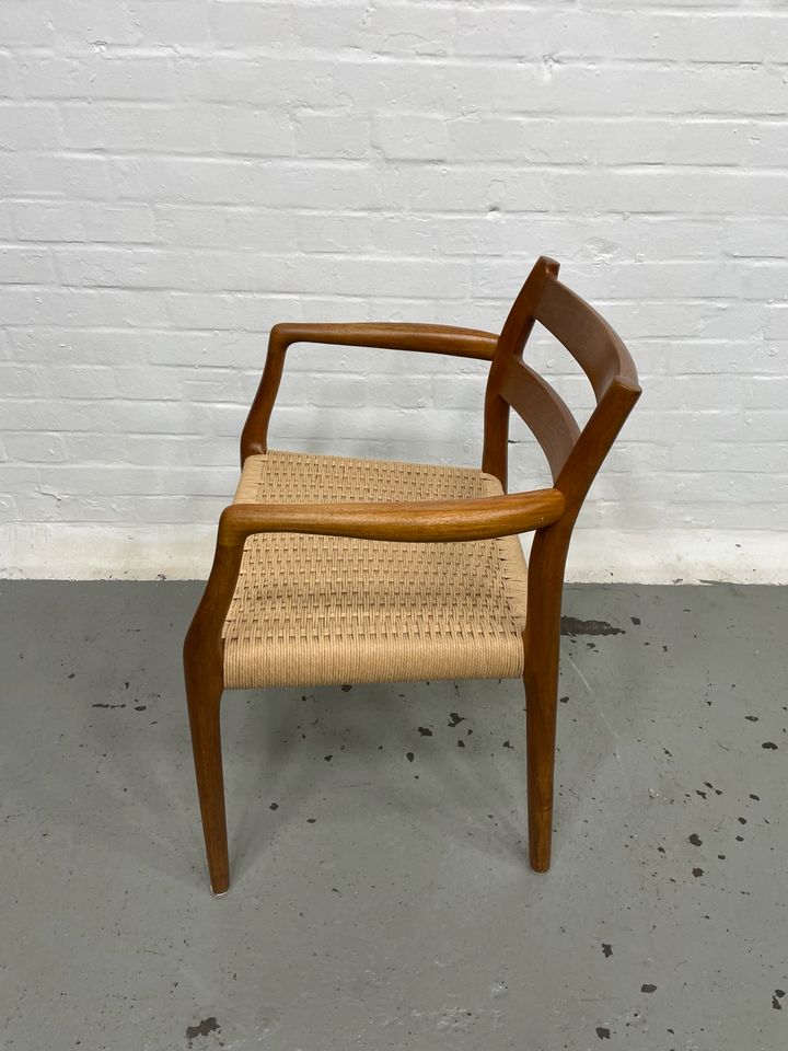 Armlehnenstuhl Stuhl Chair neu geflochten mit Papierkordel Niels Möller Teak Teakholz danish Design mid Century Vintage Stühle Esszimmerstühle in Berlin