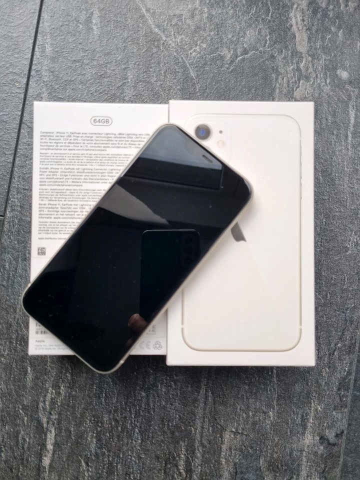 Iphone 11 64GB in Neuenstadt