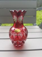 Vintage Bleikristall Vase in Rot Frankfurt am Main - Nordend Vorschau